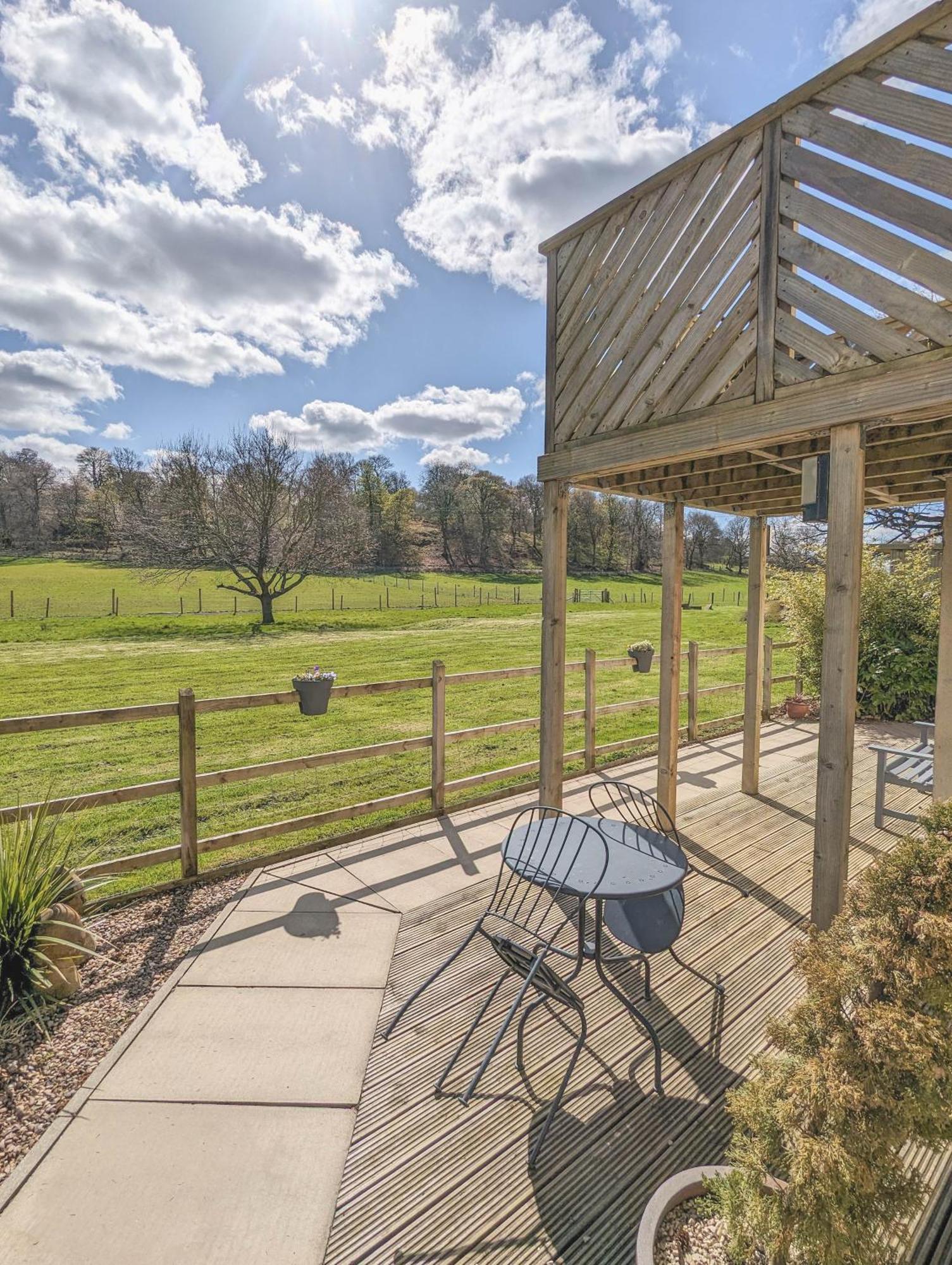 Badgers Den Apartment Linlithgow Ngoại thất bức ảnh