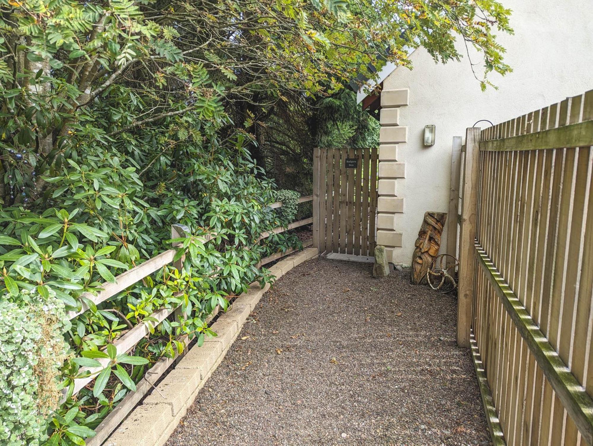 Badgers Den Apartment Linlithgow Ngoại thất bức ảnh